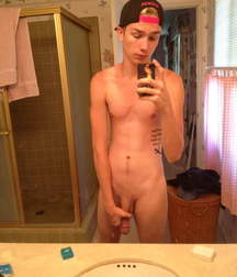 Selfie 5b646d39f24aa.jpg