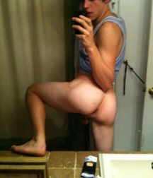 Selfies (Bottom) 5b66ec01295fe.jpg