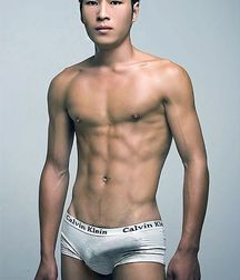 Underware 5b9d1bc16df4b.jpg