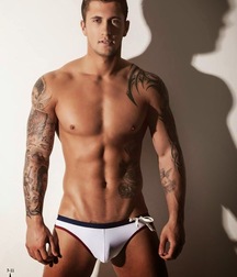 Underware 5b9d1c09ef03a.jpg