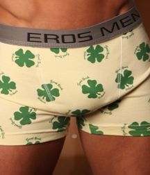 Underware 5b9d1c462398b.jpg
