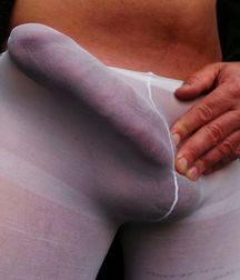Underware 5b9d1c4bf323a.jpg