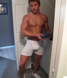 Underware 5b9d1c4f405ff.jpg