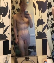 Twink home selfie gay porn 614b3d935ce9d.jpg