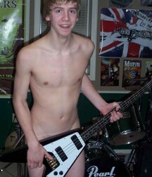 Twink Porn Mixed Selfie Boys Nude 61a3880f25b72.jpg