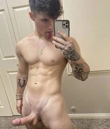 Selfie Guy with hard cock Gay Porn tube 61aa298bb3165.jpg