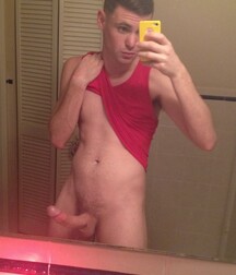 Selfie Guy with hard cock Gay Porn tube 61aa29bdae3f5.jpg