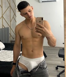 Selfie Soft twink tube sexy 61bf2b43906a3.jpg