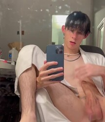 Selfie Shirt or Short Porn tube 61dc2b848ddfb.jpg
