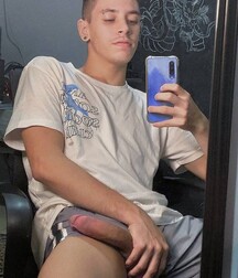 Selfie Shirt or Short Porn tube 61dc2bc682cfa.jpg