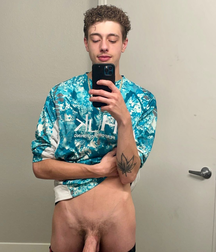Selfie Shirt or Short Porn tube 61dc2bd49dedb.png