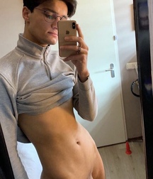 selfie non dude big cock pop 626f56f6245d9.jpeg