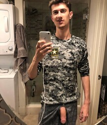 selfie non dude big cock pop 626f5708d943b.jpg