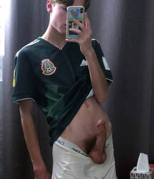 selfie non dude big cock pop 626f5758cb534.jpg
