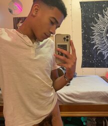 selfie no nude hard cocks boys porn 6289ab85edcd8.jpg