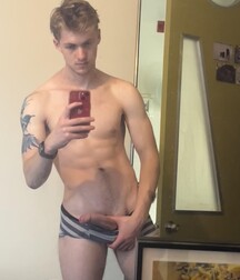 twinks none dude porne tube selfie phone caps 62eec9737f8d8.jpg