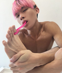 Boys for Boys 5d12a826871c5.jpg