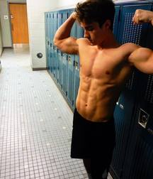 One For The Boys 5d8d189e9fde1.jpg