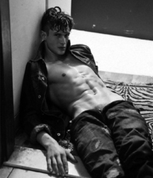 Blamboys 15  R Rated 5d9bb6fad0e30.jpg