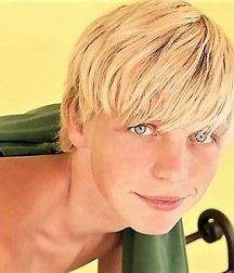 Artie's favorite twinks 595cba8d2fa0c.jpg