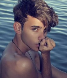 Rands Hot Guys 2 590d1b4e0cfd6.jpg