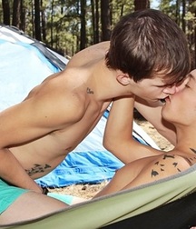Rands Smooth Shirtless Boys 3 5920b9ed5628d.jpg