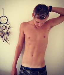 Rands Hot Guys 7 5927b1b883dbb.jpg