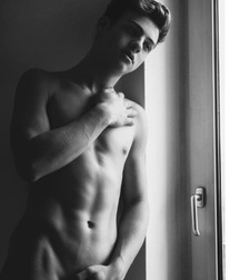 Rands Hot Guys 8 593772208b9e3.jpg