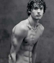 Nice body 59a1bcaaa6846.jpg