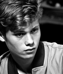 B&W face 5ba16b9f2ea41.jpg