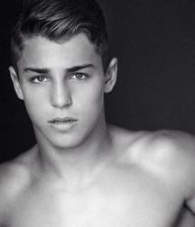 B&W face 5ba16bd008b3a.jpg