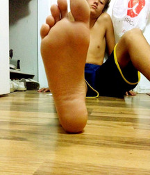 Net Feet 01 591ad3195f461.jpg