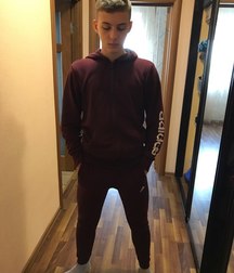 Socks, Feet & Sneakers 5b9101f57afe0.jpg