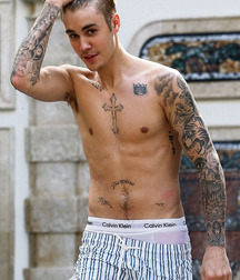 Justin Bieber 590a96f4ba2c4.jpg