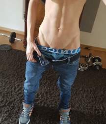 Cute Guys - No Nudes 590f7755af381.jpg