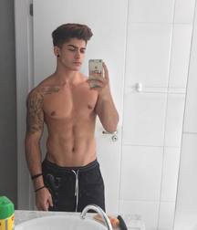 Cute Guys - No Nudes 590f77749b63e.jpg