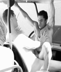 Uploaded by:SLASHOT 5944fb59661da.gif