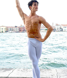 Garçons Sensuels (14) 5c16b37f4e759.jpg