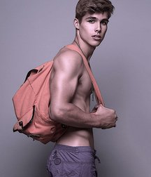 Garçons Sensuels (14) 5c16b391933b9.jpg