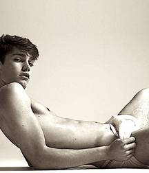 Garçons Sensuels (19) 5c16e5d45e750.jpg