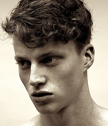 Garçons Sensuels (21) 5c65d83397af0.jpg