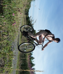 Jonathan Fredlund out on a bike ride strips naked. 590cf9751fc30.jpg