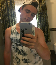 Hot Guys (No Nude)