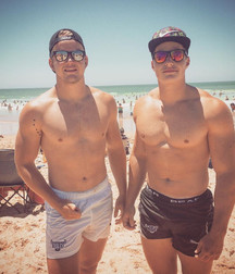 Hot Guys (No Nude) - Other 59abc073226f5.jpg