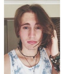 Beautiful long haired guy (no nude) 5a34c77560797.jpg