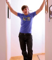Maxim Twink Tube 60cbcbdbaab3f.jpg