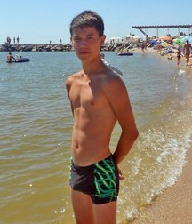 Uploaded by:kroun 591d0a81a2bb1.jpg