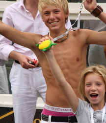 Uploaded by:kroun 5996dd39add21.jpg