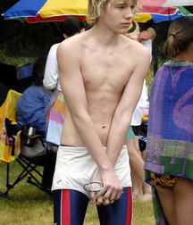 Uploaded by:kroun 5996dde6cb166.jpg