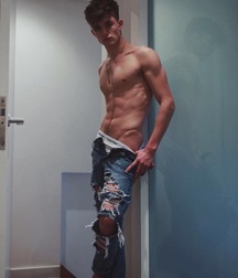 Jeans are sexy 01 59ee533a455b4.jpeg
